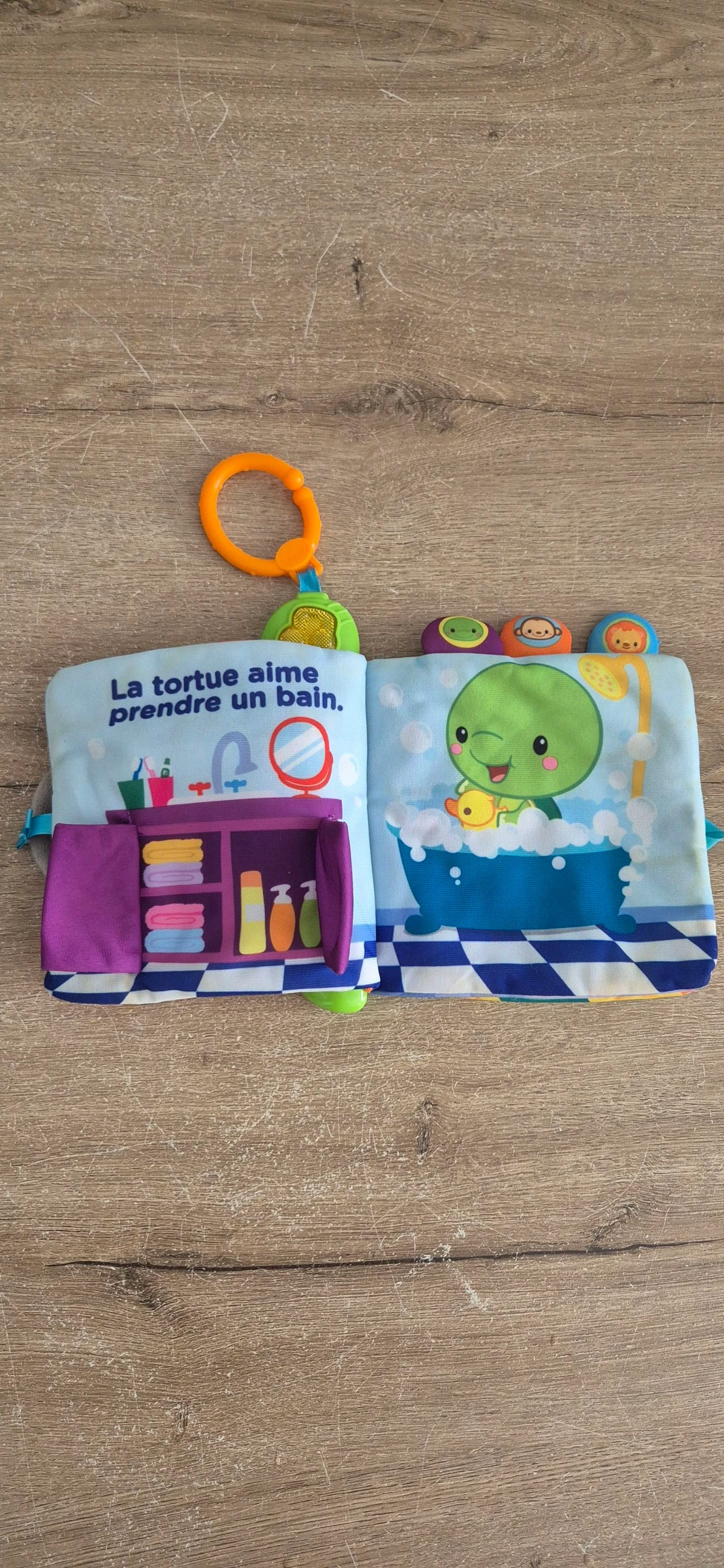 Livre interactif Baby livre des surprises  – photo 3
